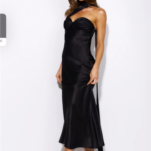 Black Maxi Dress - Picture 2 of 4